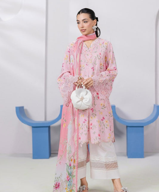 Qalamkar Qprints Lawn-D04A