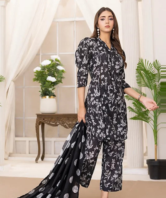 Black & White Lawn Chapter 2-D08