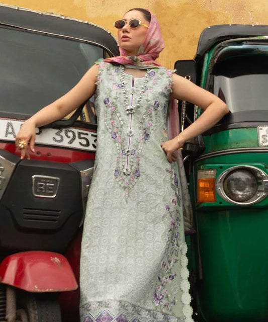 Mushq Manaram Luxury Lawn-D10