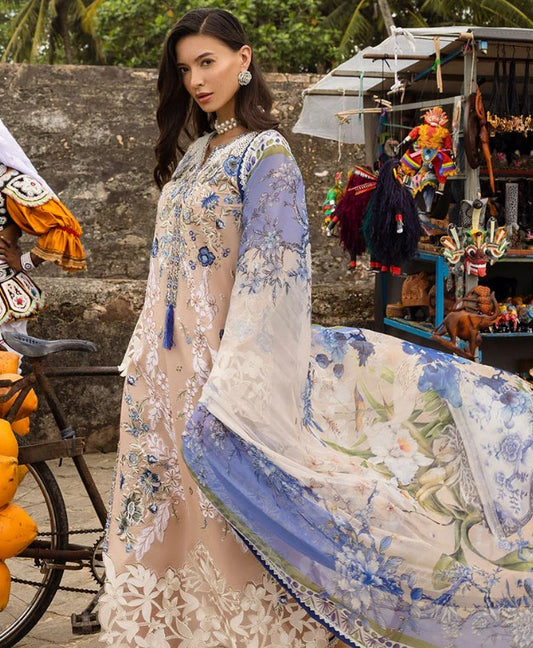 Mushq Manaram Luxury Lawn-D15