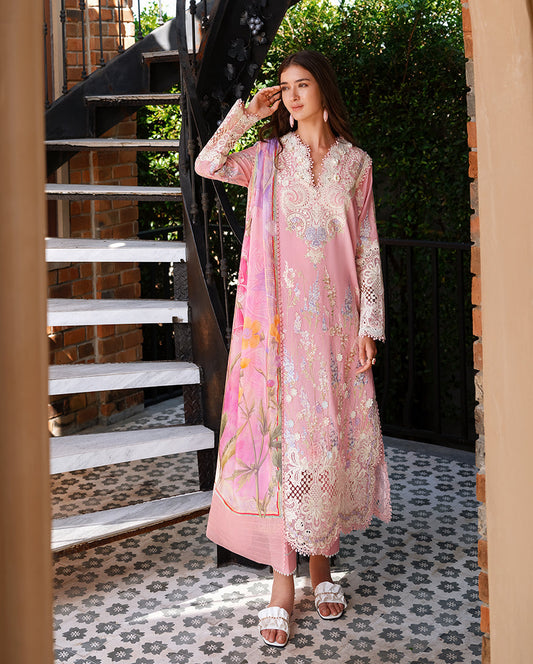 Mushq A Moi Luxury Lawn-D01