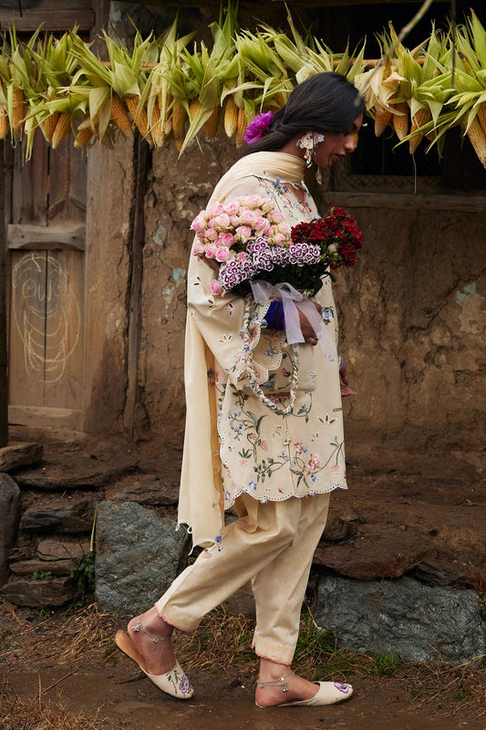 Zaha Lawn-D04 B JIĀYĪN