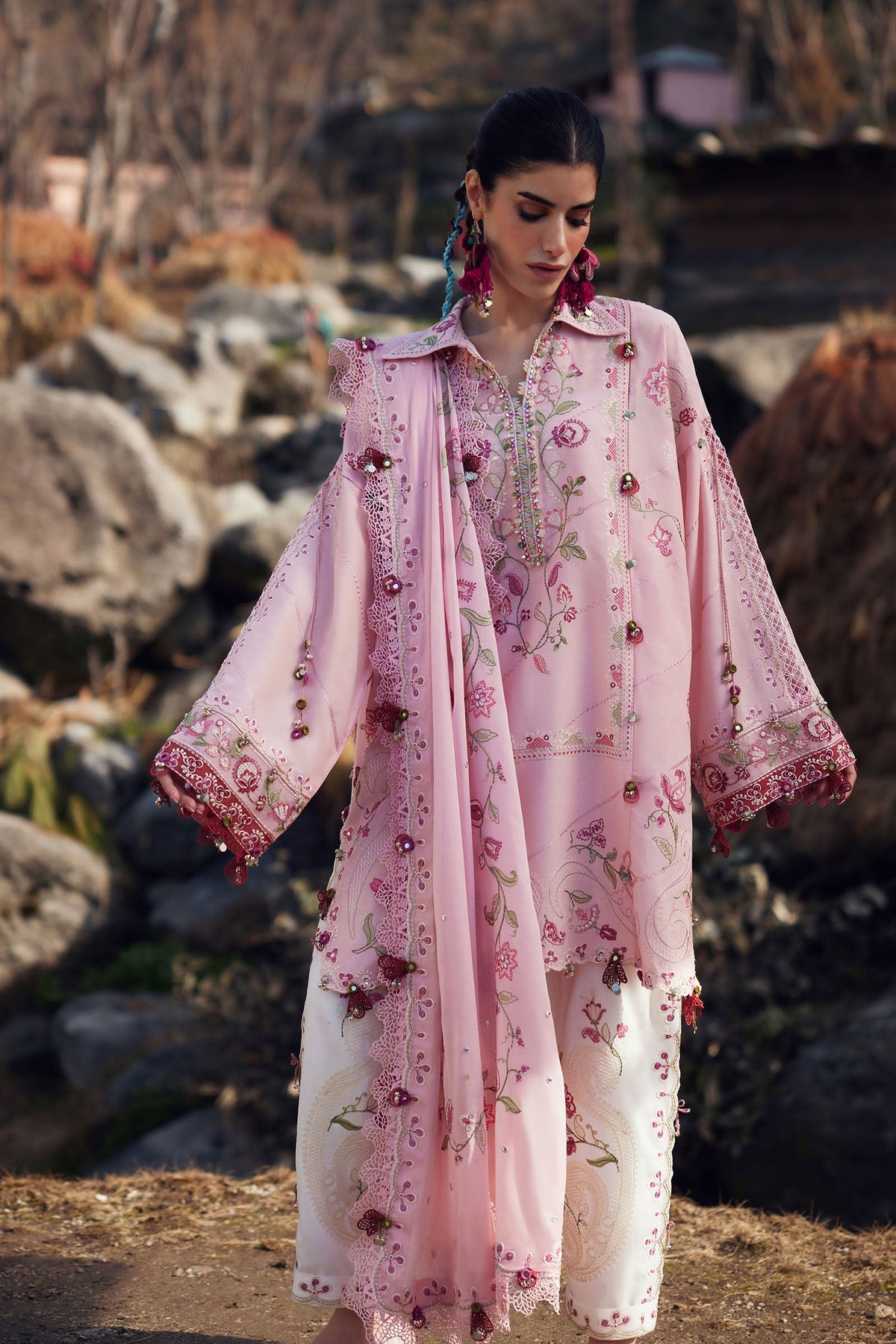 Zaha Lawn-D06 B BÌ YÙN