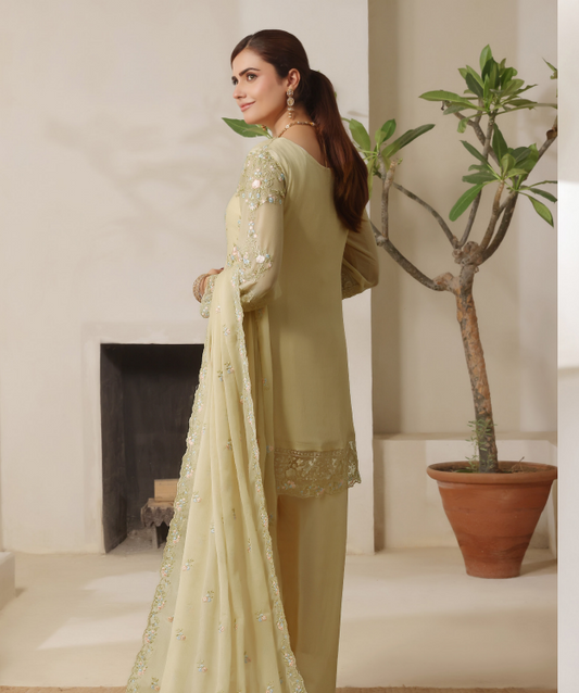 Soghat Nurin Luxury Formals-D01