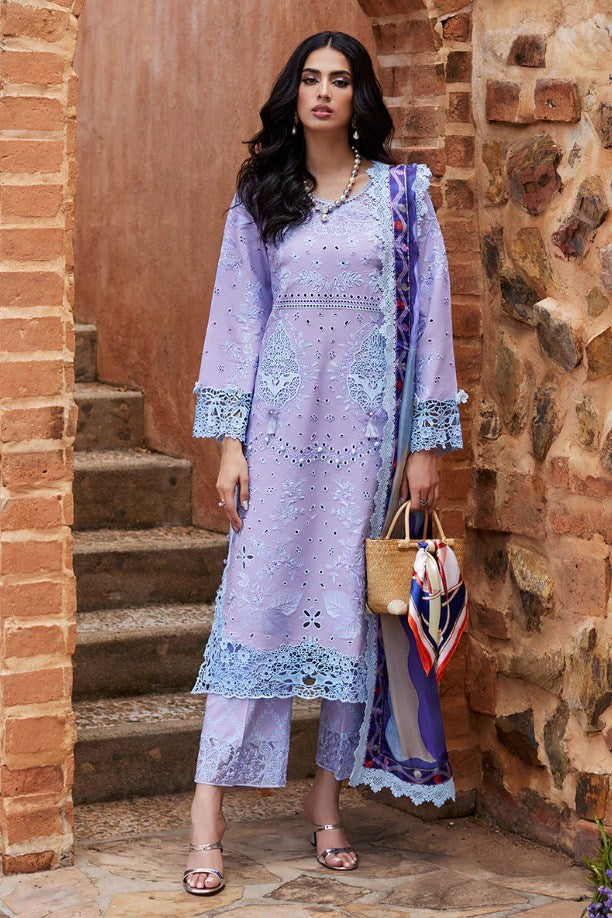 Mushq Te Amo Luxury Lawn -D-02
