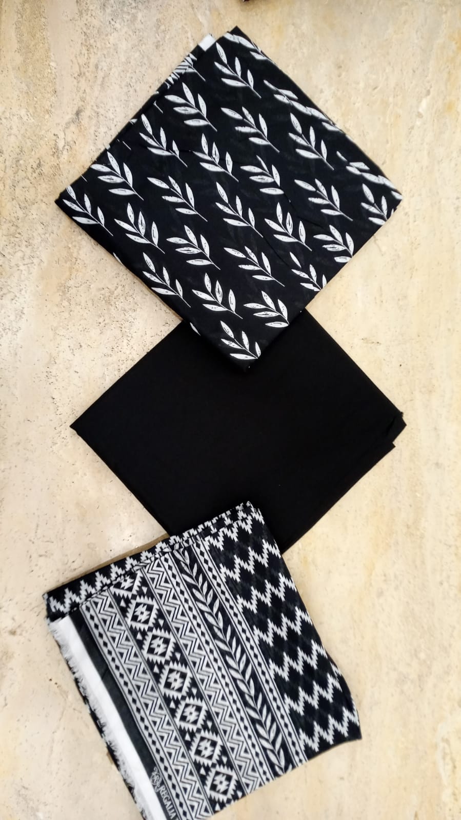 Regalia Printed Black & White Lawn-D04