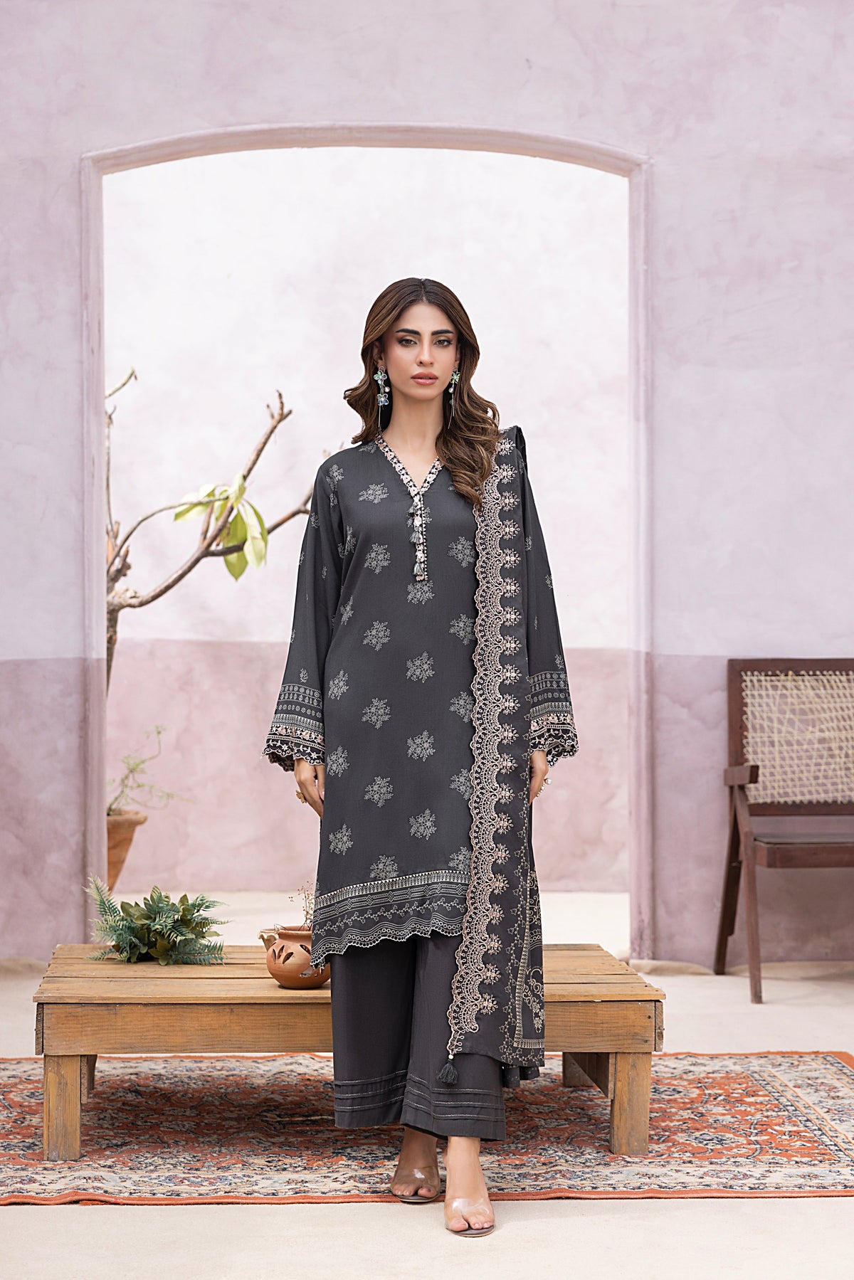 Lakhany Winter Essentials- LG-SG-0019-A