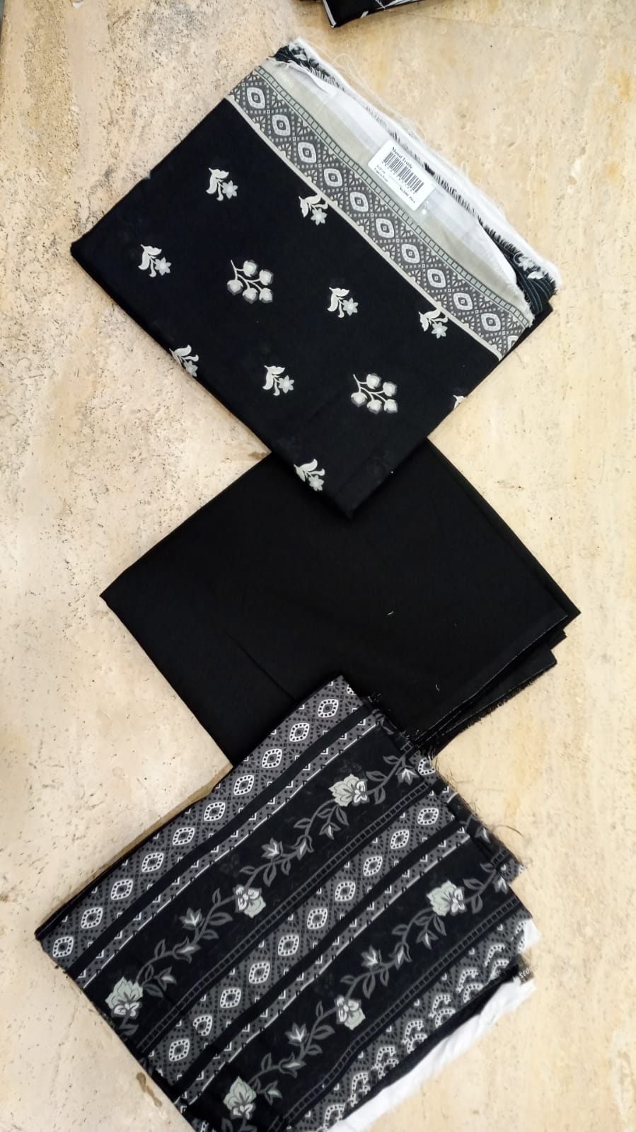 Regalia Printed Black & White Lawn-D05