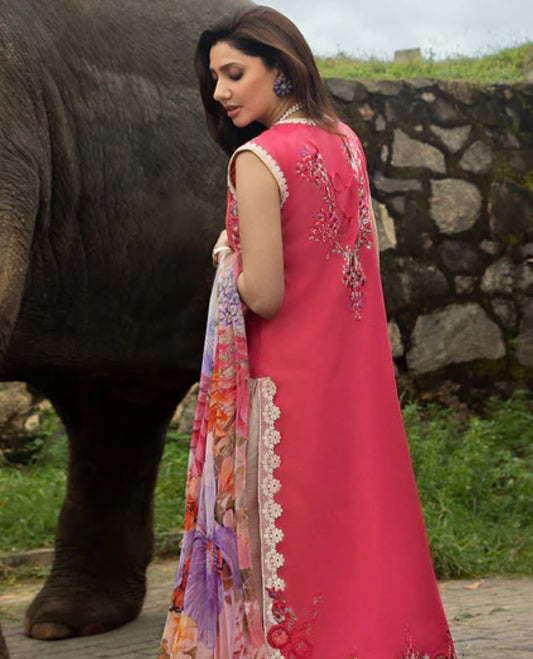 Mushq Manaram Luxury Lawn-D06