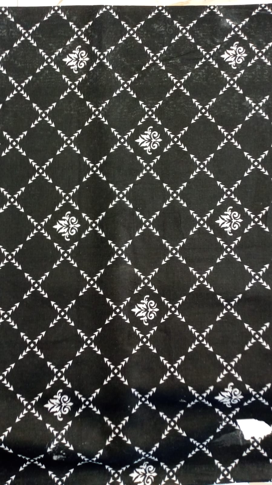Sahla 02Pcs Printed Black & White-D08