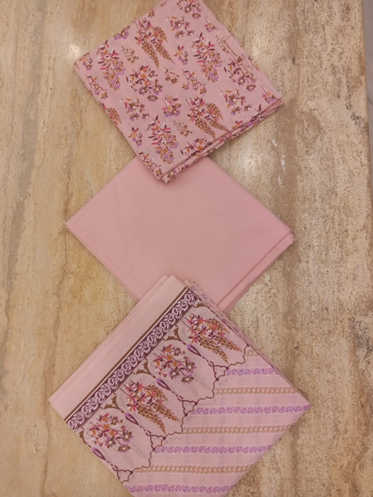 Vichar 03Pcs Washnwear Lawn-D08