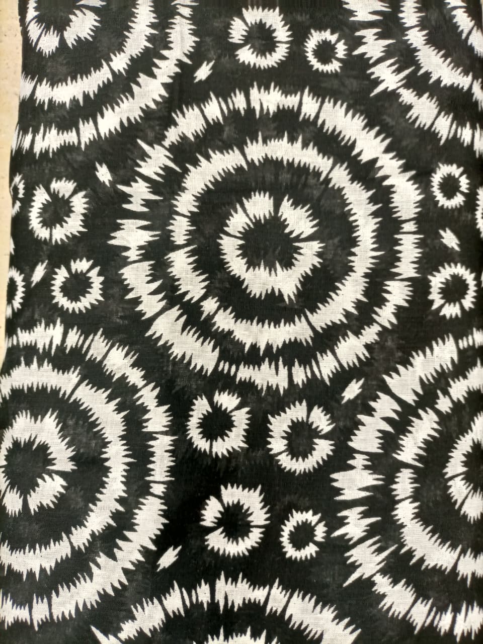 Black & White Printed Lawn-D11