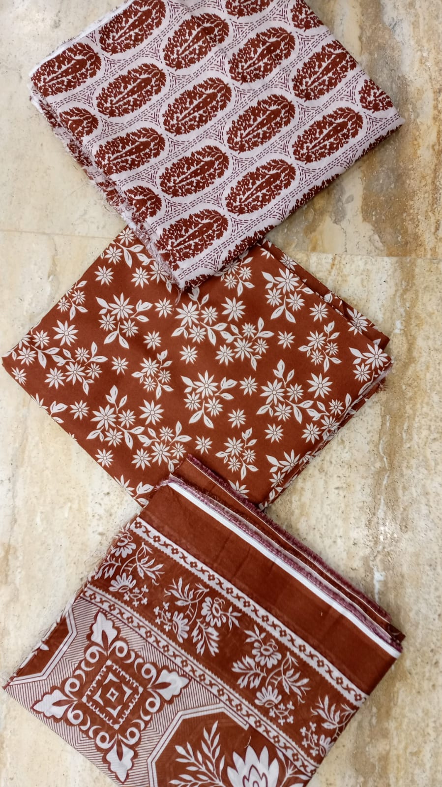 Regalia Prints Lawn-D15