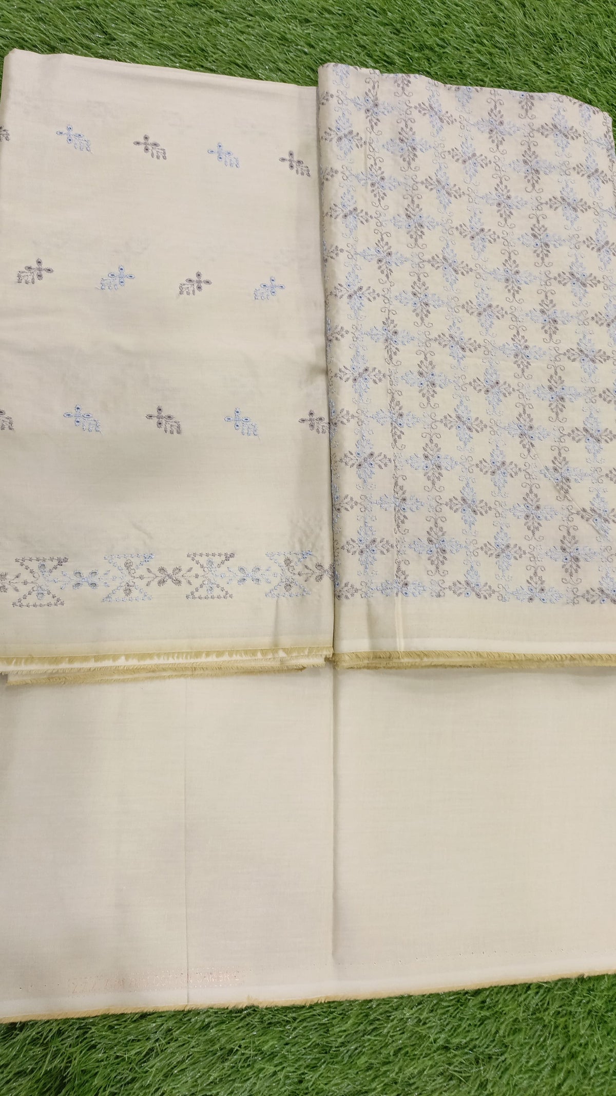 Zam Zam Emb Chikankari Lawn-D26