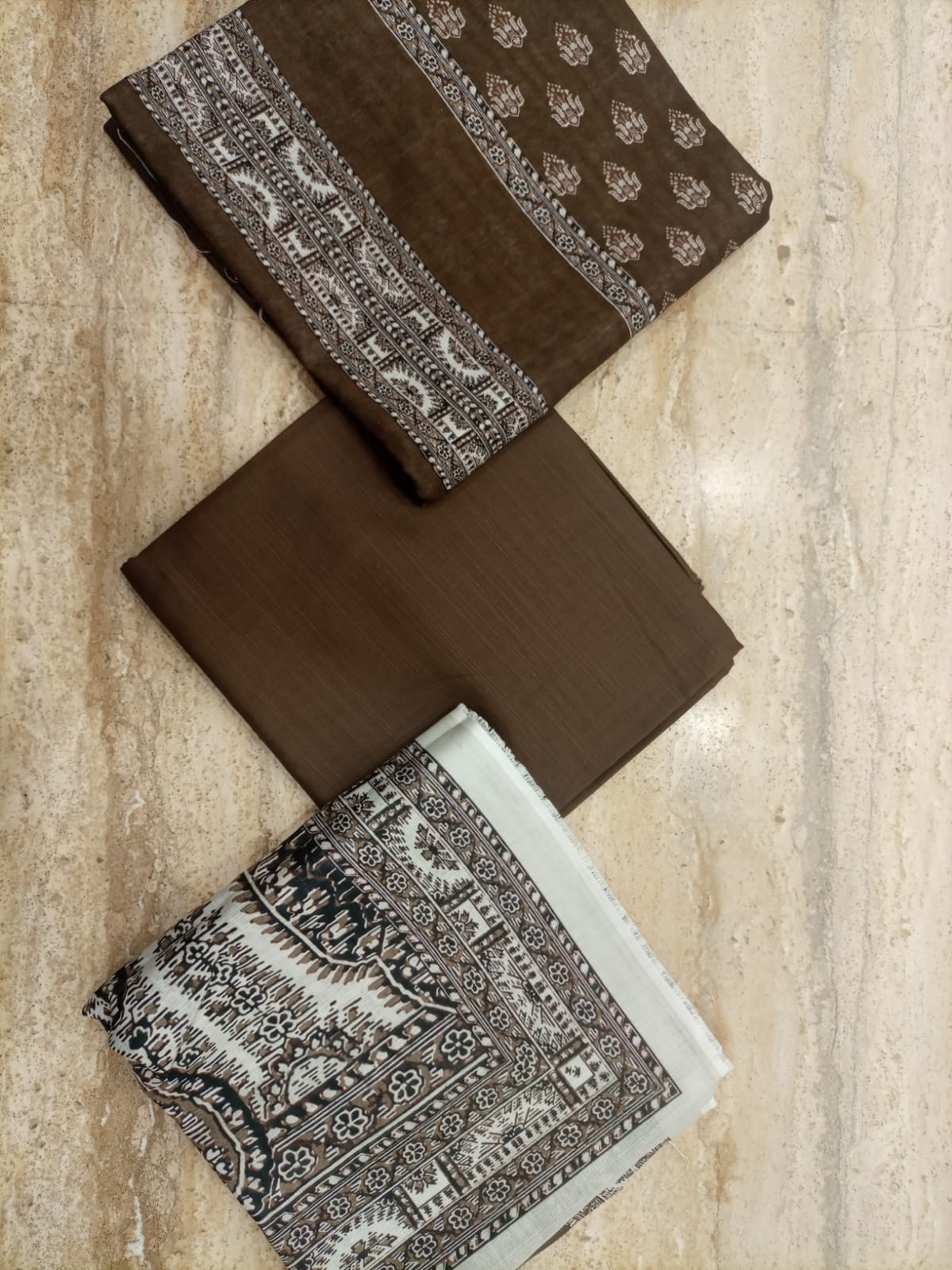 Regalia Prints Khaddar-D24