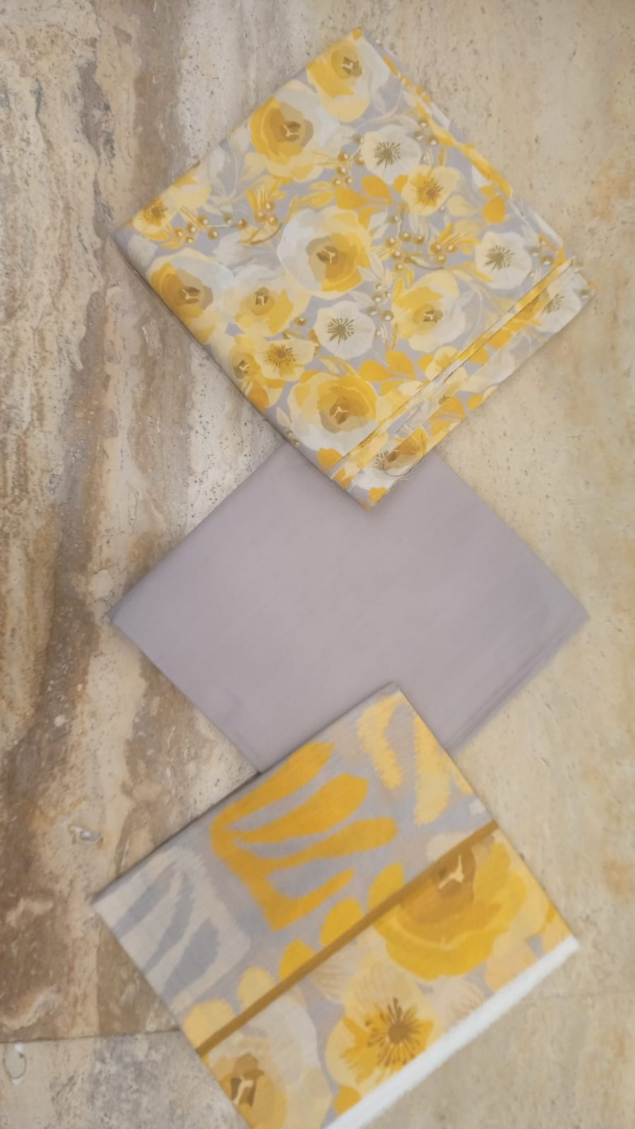 Regalia Prints Lawn-D52