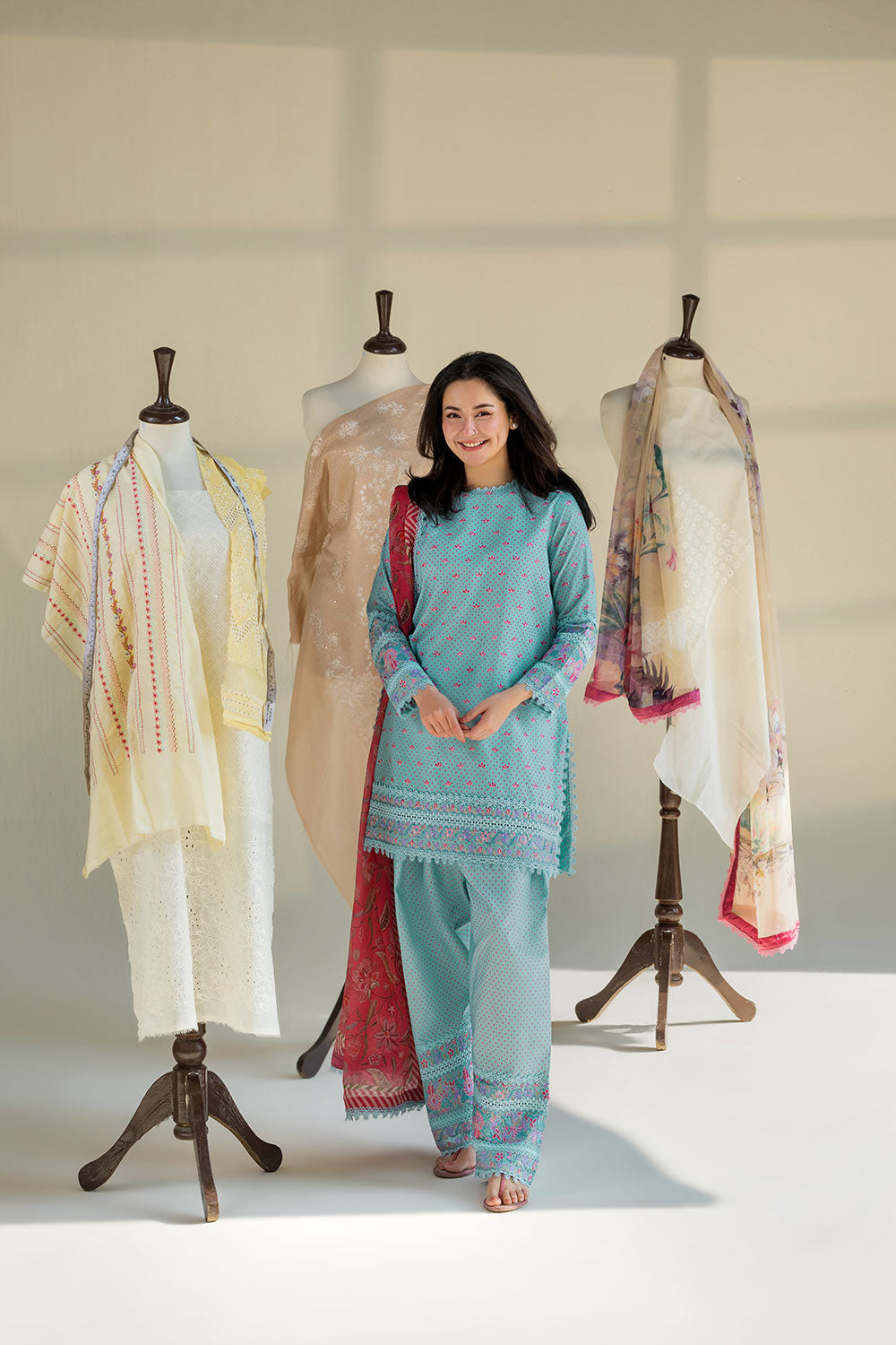Sobia Nazir Vital Lawn-D6A