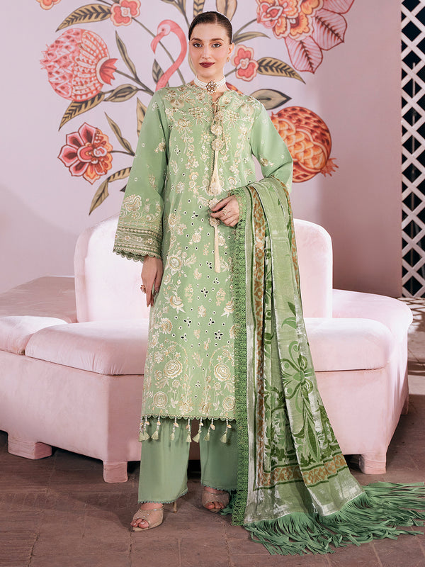 Mahnur Amelia Winter-AM-08