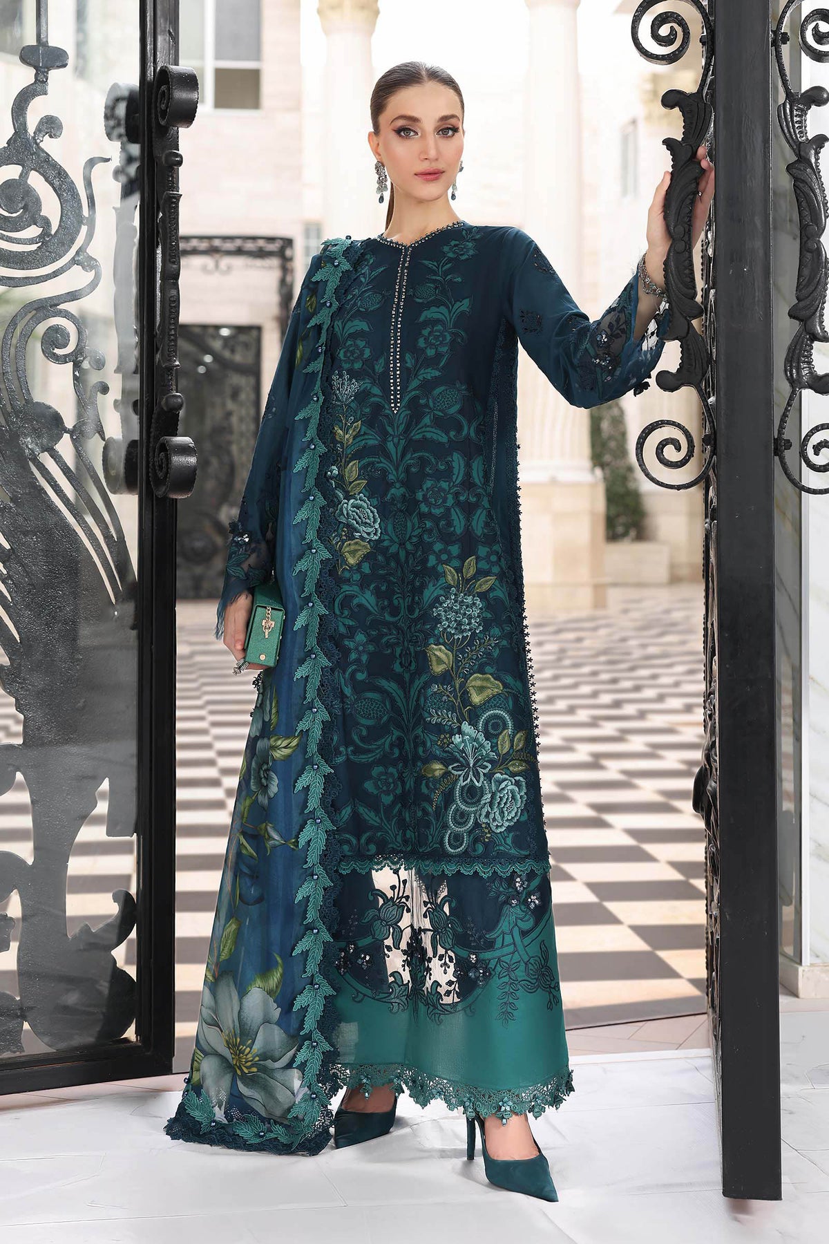 Maria.B Luxury Lawn Eid-II-D06