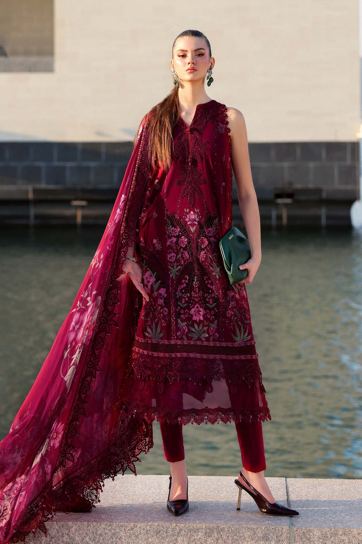 Maria.B Luxury Lawn-D11B