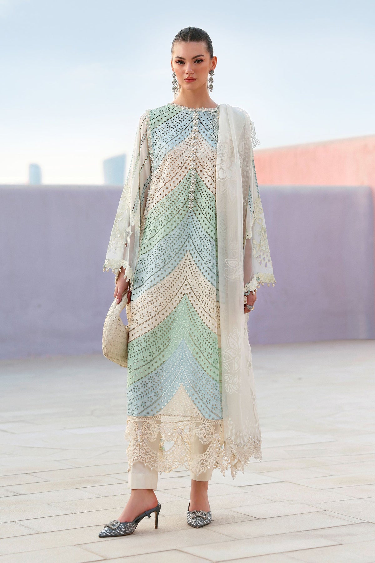 Maria.B Luxury Lawn-D12A
