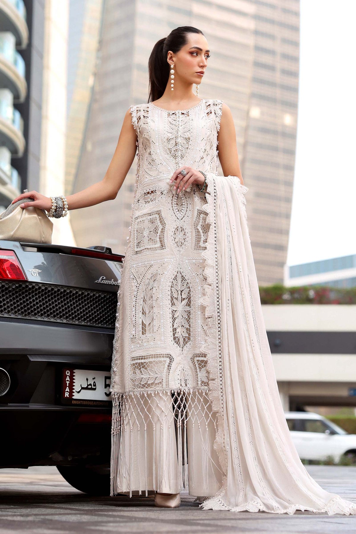 Maria.B Luxury Lawn-D08A