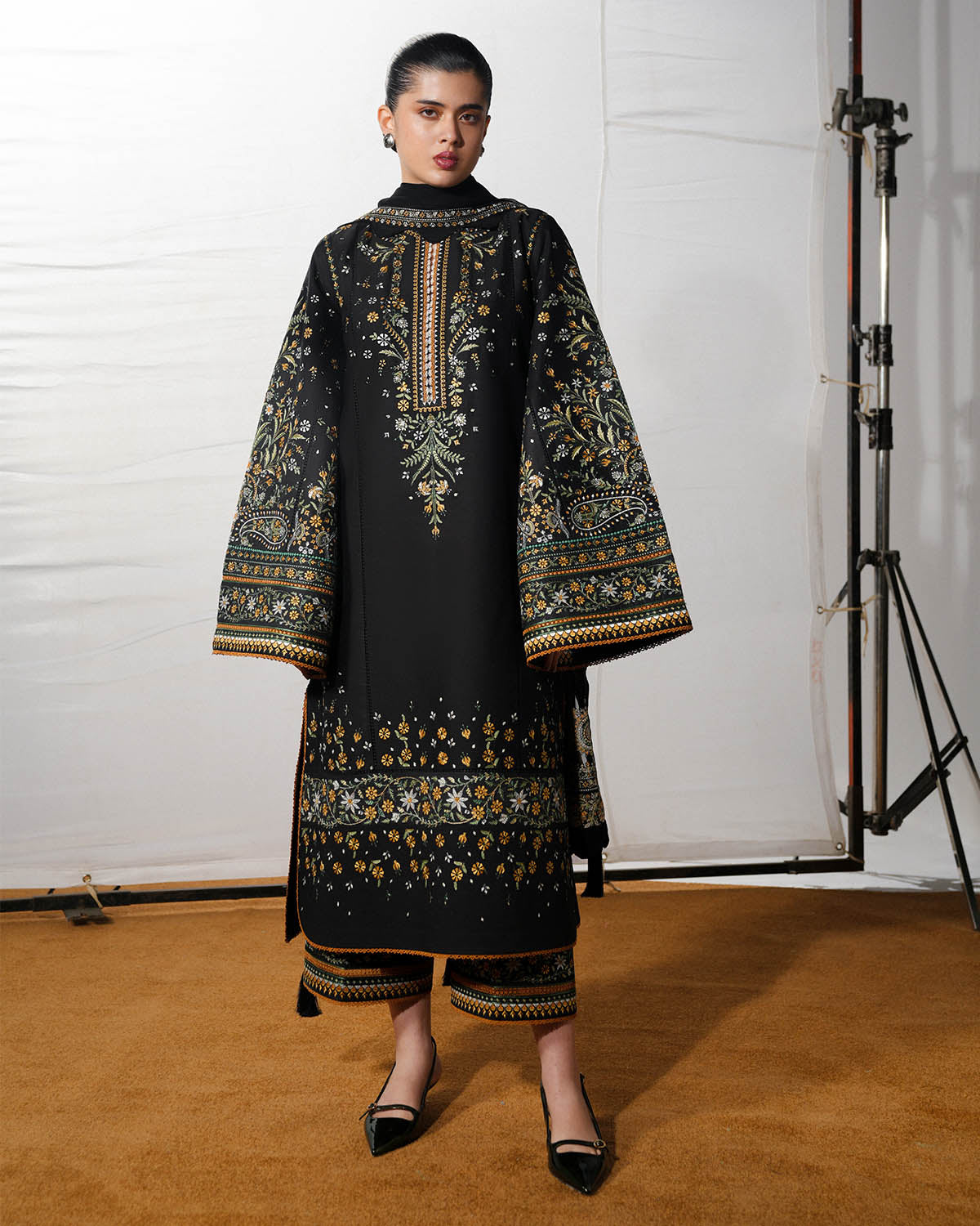 Hussain Rehar Jugnu S/S Lawn-Rani