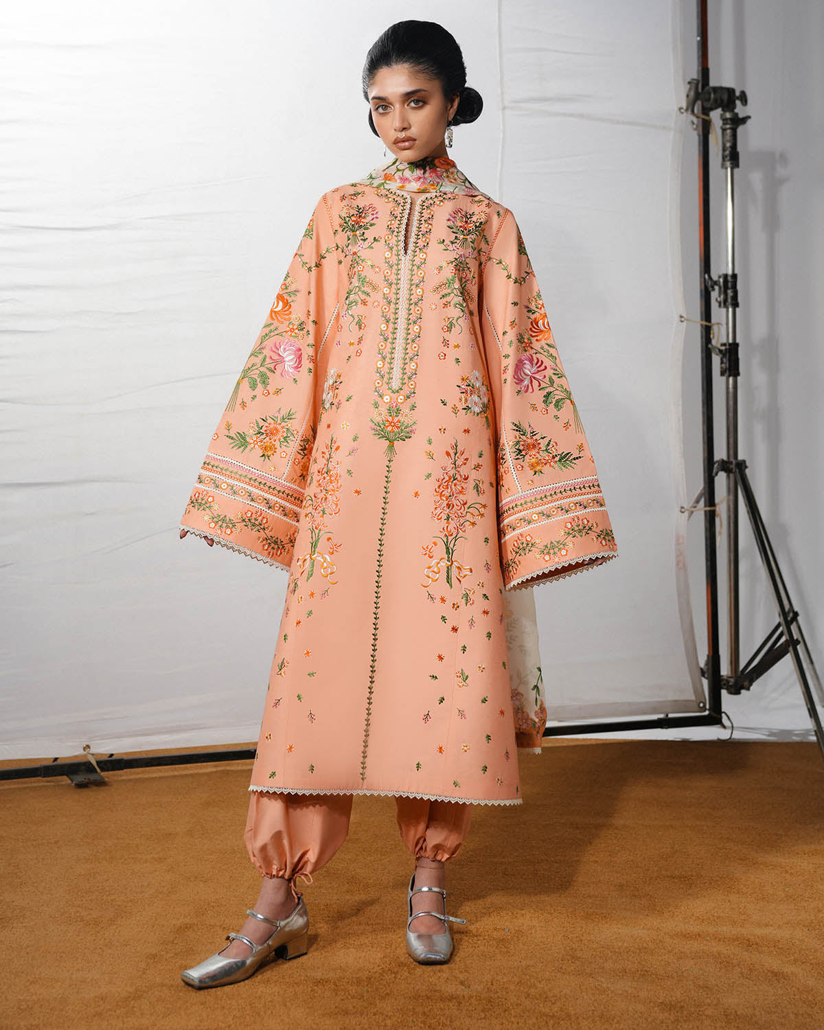 Hussain Rehar Jugnu S/S Lawn-Zerah