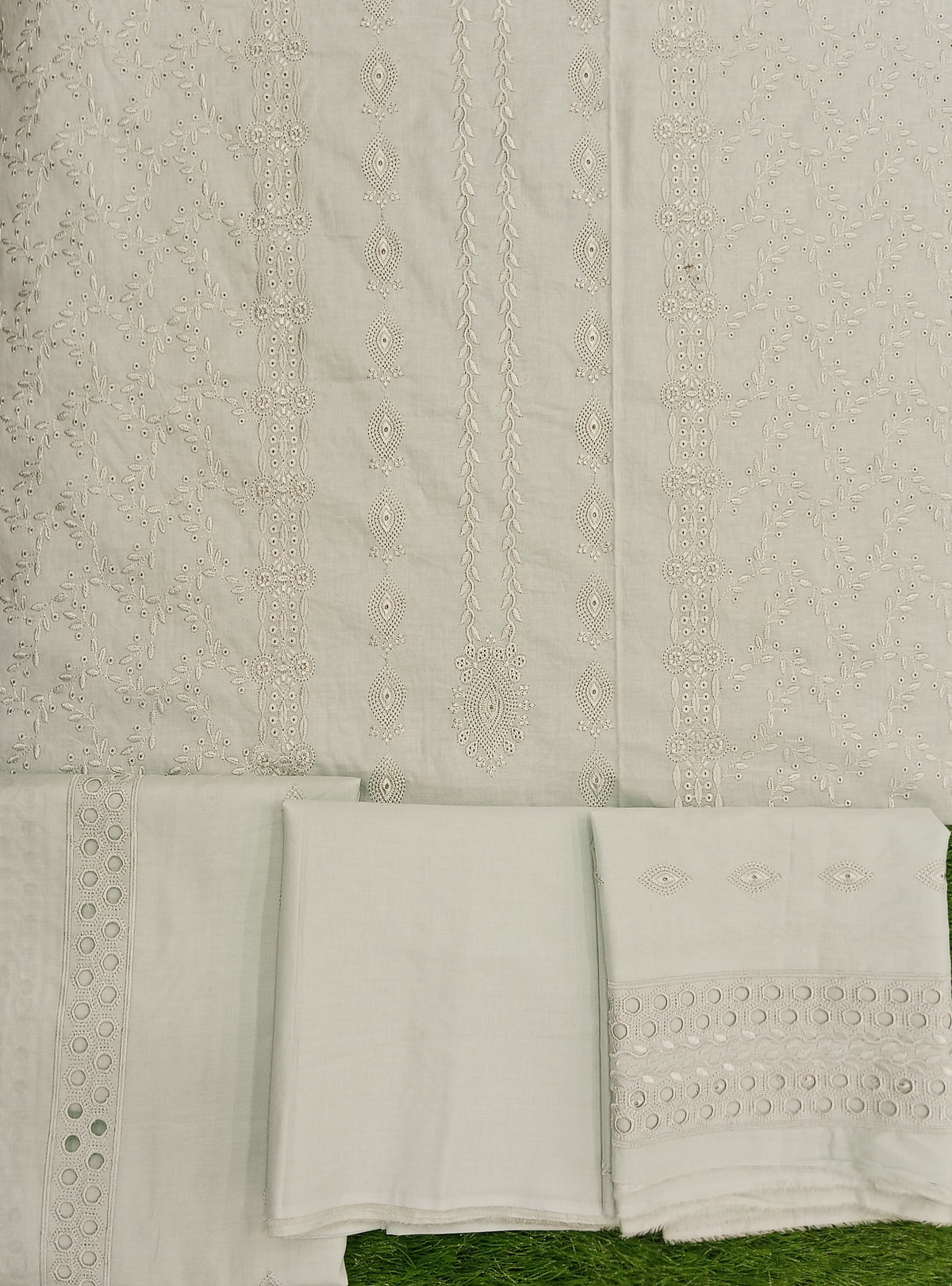 Zam Zam Emb Chikankari Lawn D11