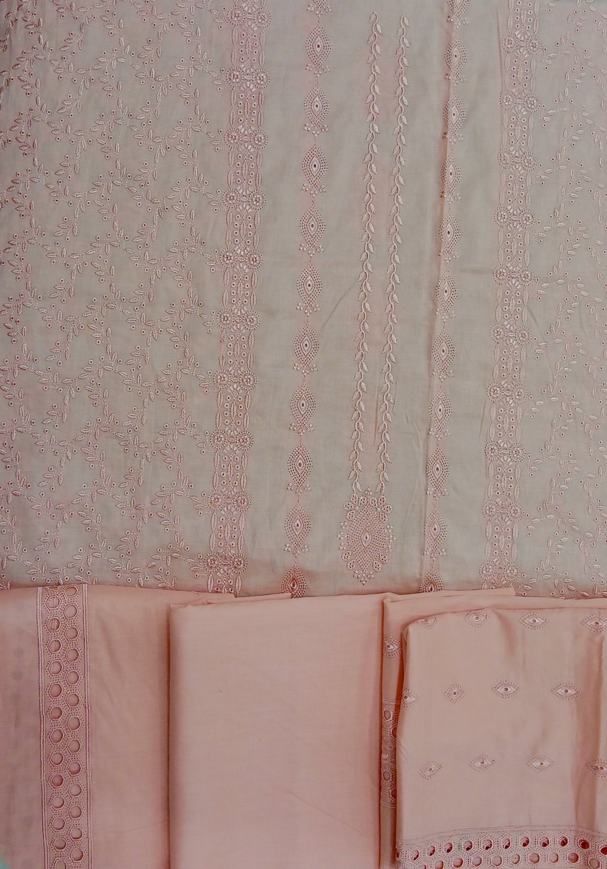 Zam Zam Emb Chikankari Lawn D08